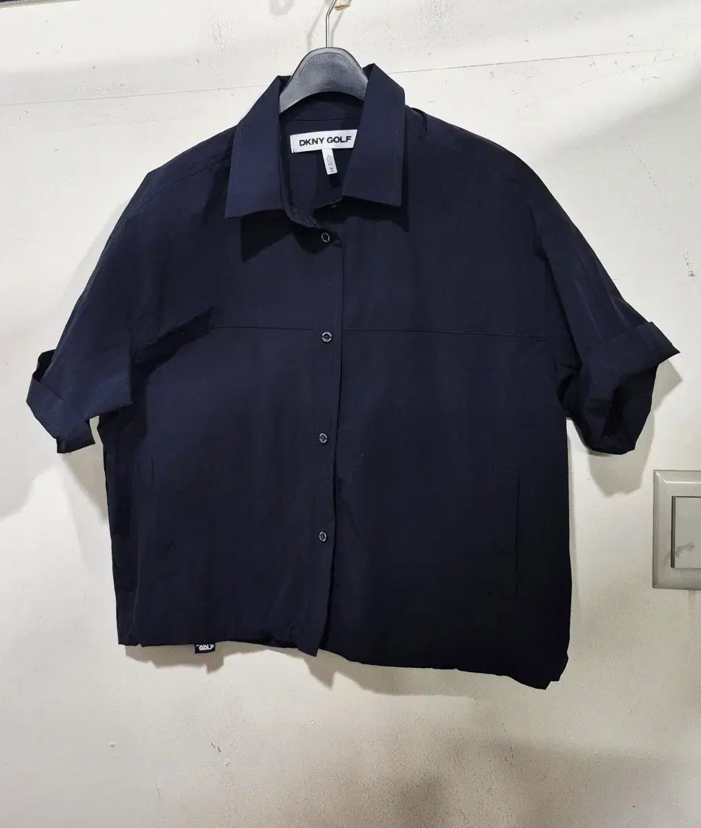 DKNY GOLF ネイビー 半袖 ジャケット 25ss