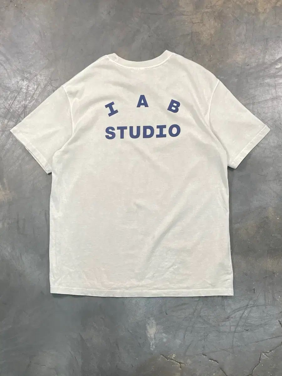 IAB Studio アイエプスタジオ 半袖 Tシャツ