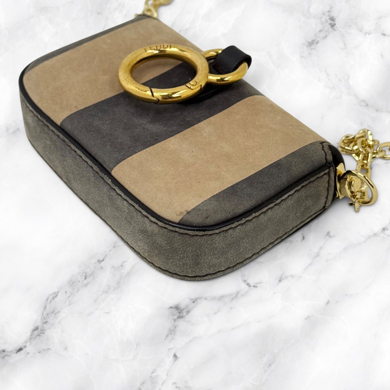 希少 FENDI フェンディ ペカン ナノバケット ポーチ チャーム チェーン 