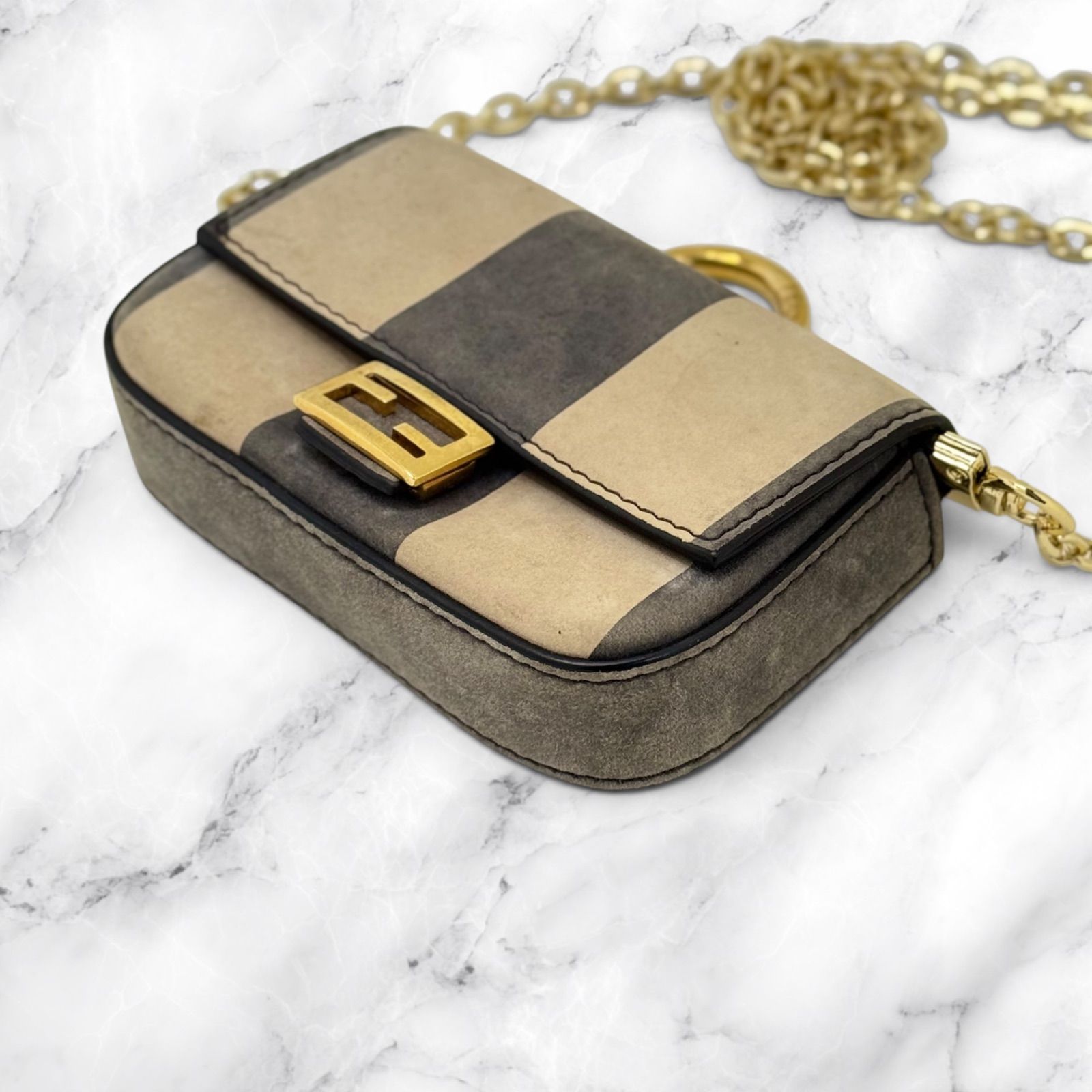 フェンディ　ナノバケット　付属ポーチ 希少 FENDI フェンディ ペカン ナノバケット ポーチ チャーム チェーン