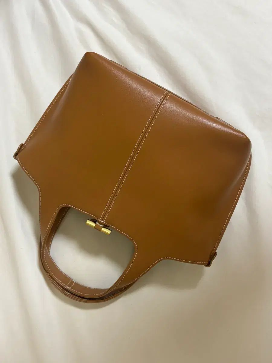 アトリエ ド ルーメン パニエ プチバッグ タンブラウン