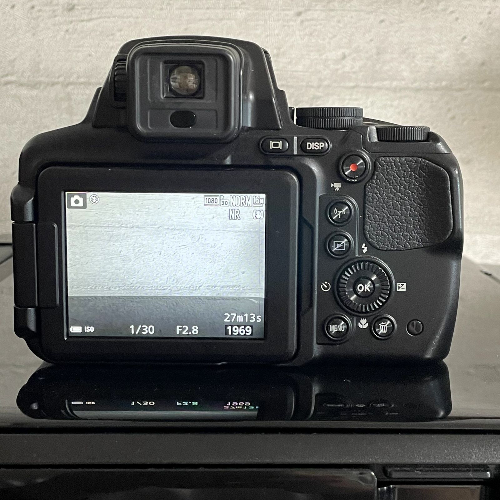 F12[7843]23 ニコン Nikon COOLPIX P900