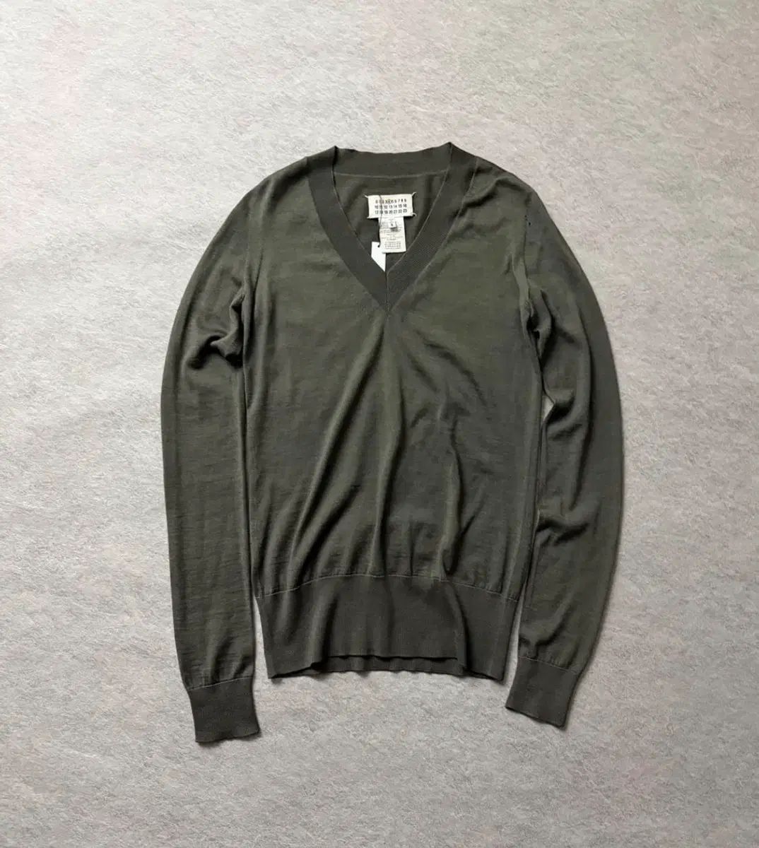 Maison Margiela メゾンマルジェラ Vネック スティッチ ニット