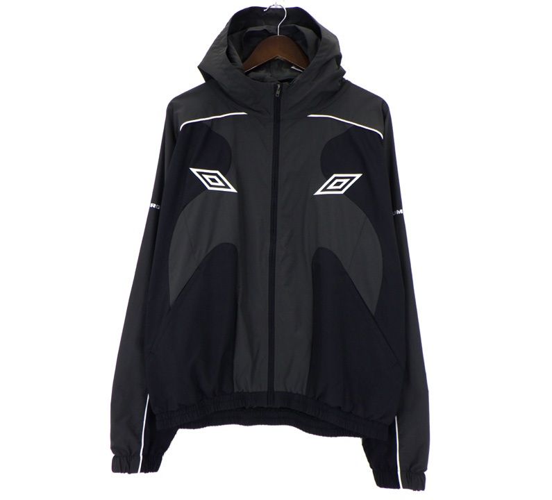 アンブロ UMBRO × スラムジャム SLAM JAM 【 Guarding Masked Tracksuit UBMW0477FA307 】 ガーディング マスクド トラック スーツ ナイロン ジャケット 51257