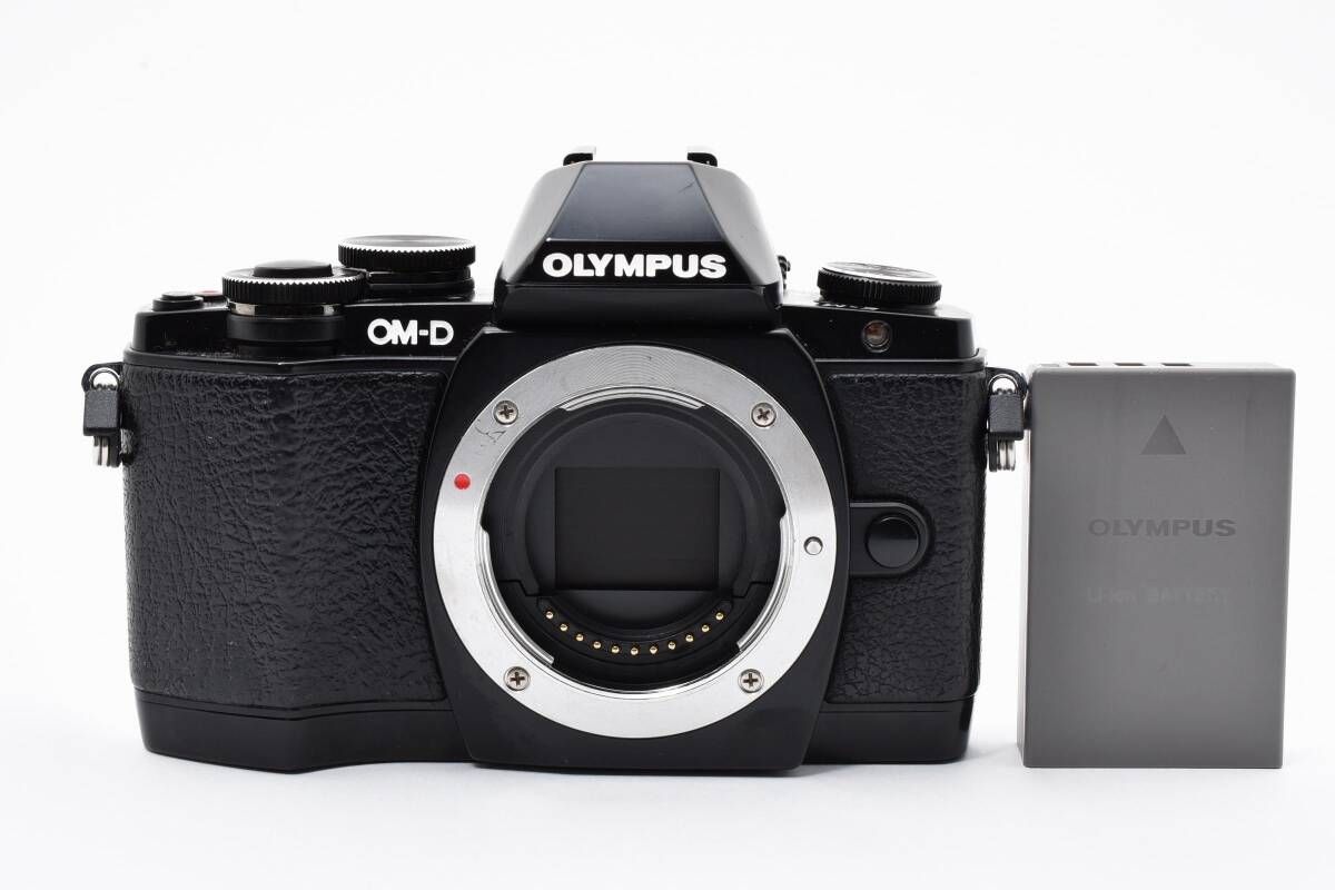 ★良品★ 《シャッター数 18.228回》OLYMPUS オリンパス OM-D E-M10 ボディ ミラーレス一眼 #K690-3