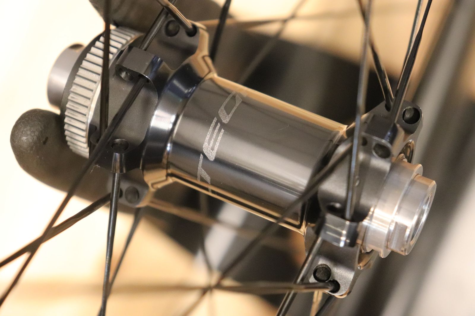 シマノ SHIMANO アルテグラ ULTEGRA WH-R8170-C50-TL カーボン