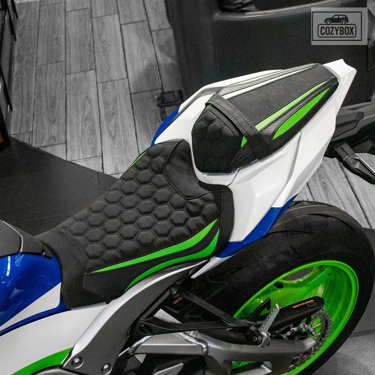 【楽天市場】yzf－r1 バイクカバー ヤマハの通販 バイク用クッションカバー オートバイ後部乗客クッションシートピリオンヤマハ YZF R1 2000 2001
