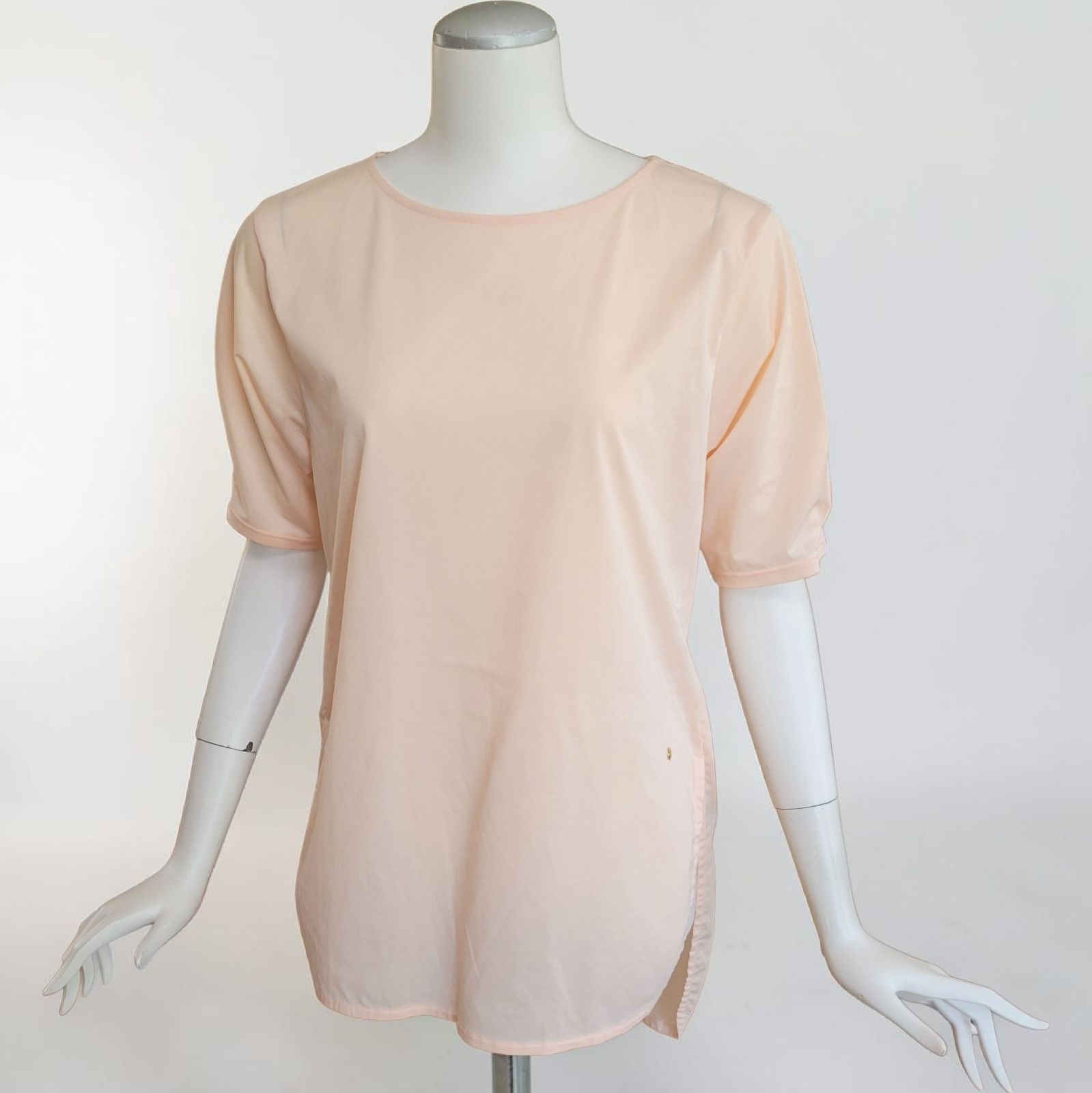 5日までお値下げ チャコット　Tシャツ　ヨガ　バレエ　ピラティス Chacott チャコット】チュニックTシャツ バックテープ ピンク M 未使用
