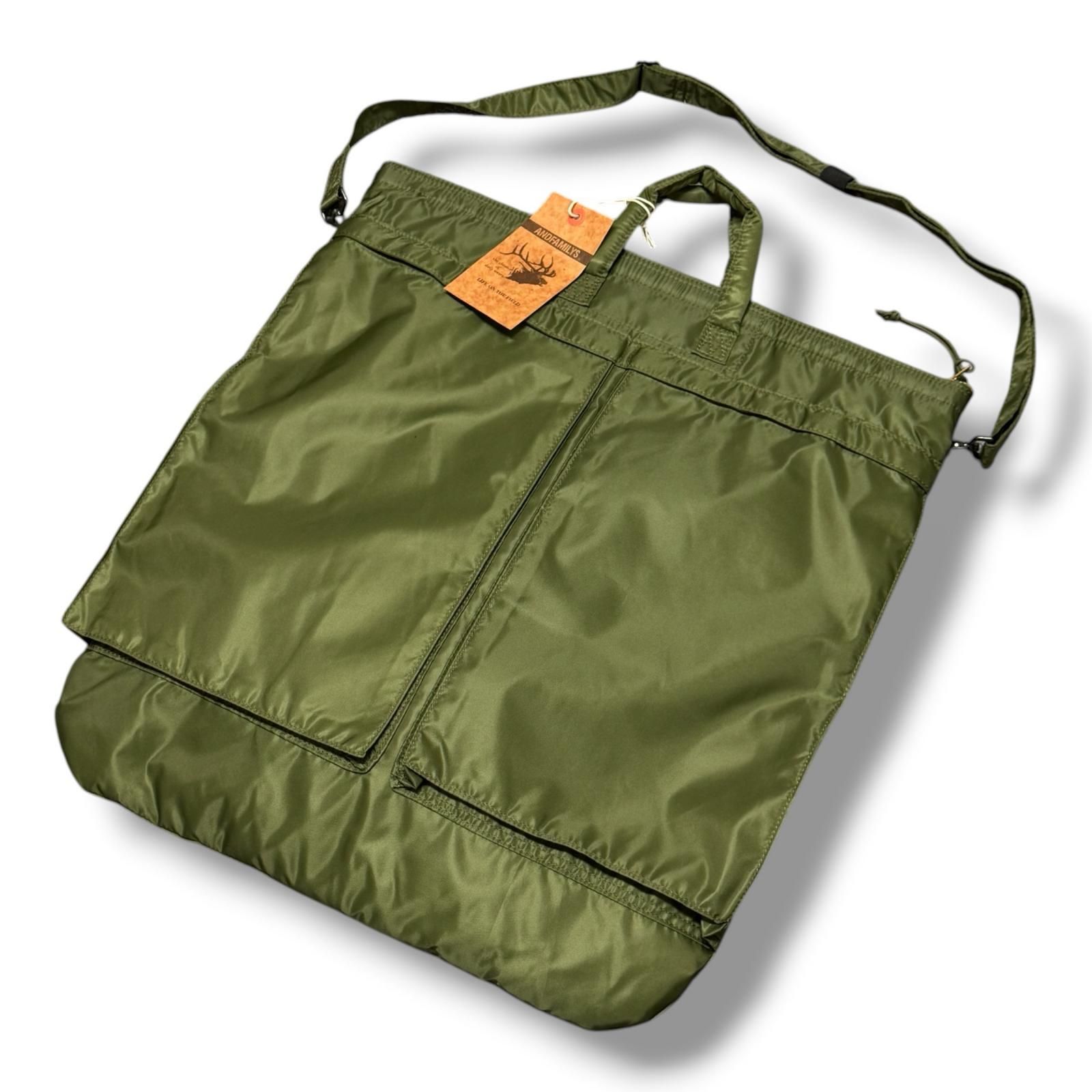 参考上代33880円 未使用 ANDFAMILYS Helmet Bag ヘルメットバッグ ショルダー トートバッグ アンドファミリー SP-25081 MG O/S （18331M）