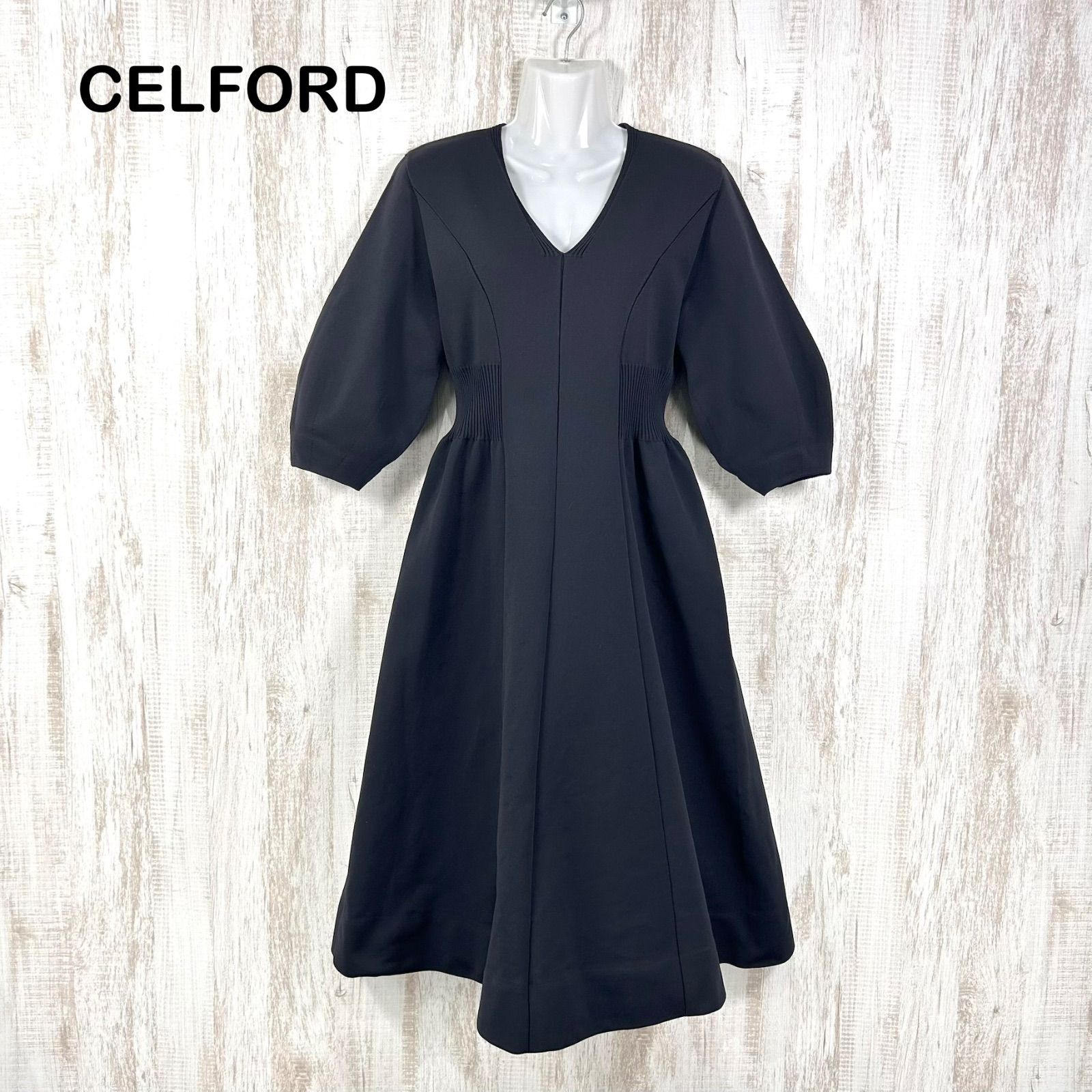 CELFORD セルフォード Vネック ホールガーメント ワンピース ブラック