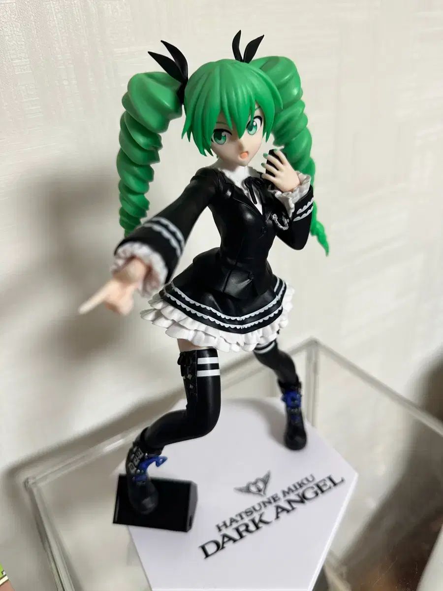 DARKエンジェル 秘密警察 初音ミク フィギュア 7,087円