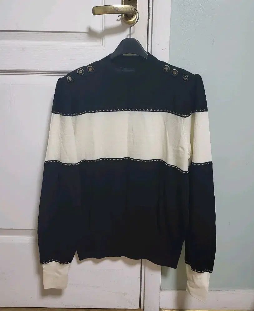 MOJO.S.PHINE モジョエスピン2021 (ウール100) ニット 出品