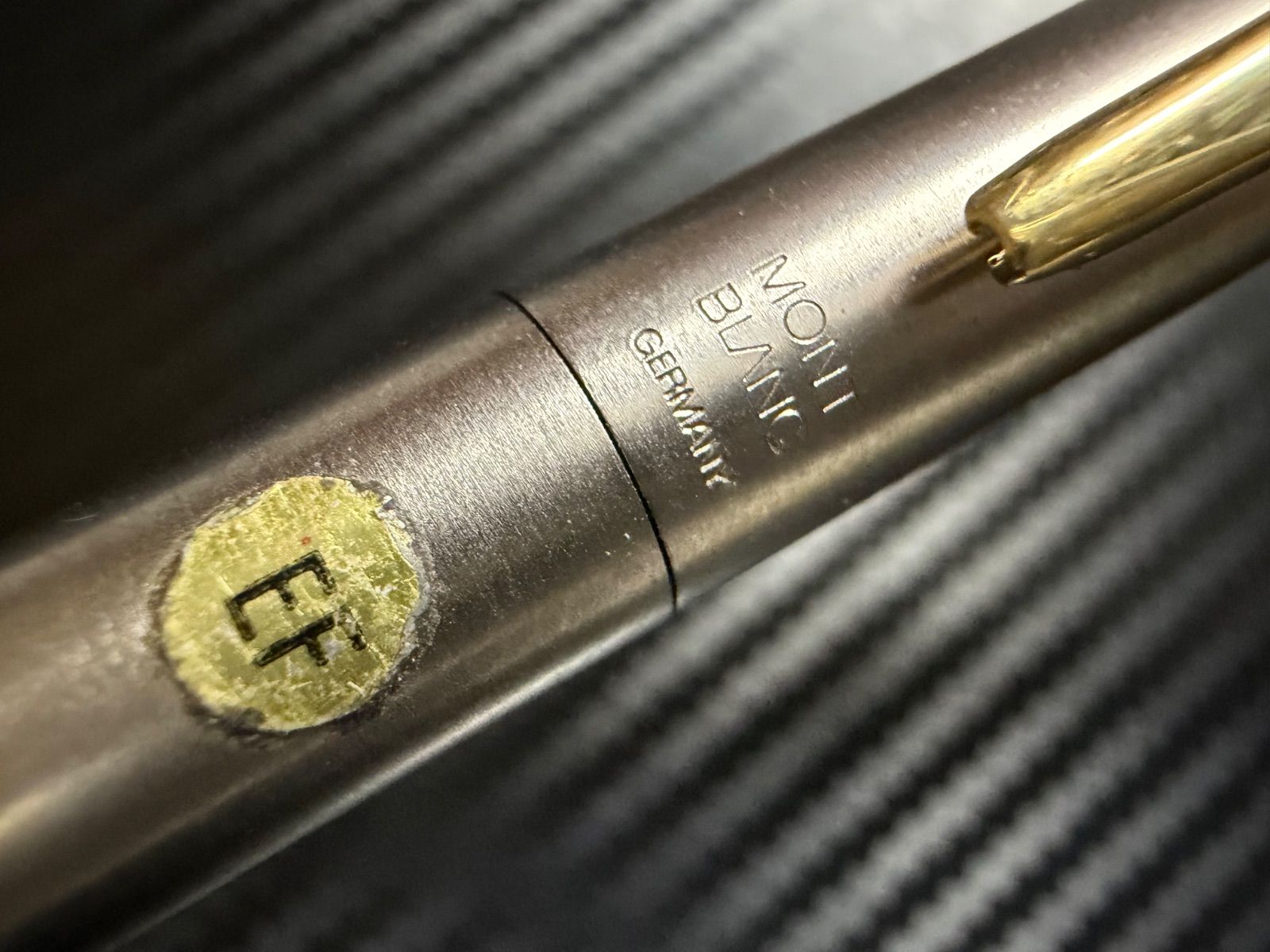 未使用に近い No.1128 ノブレス ローズゴールド 銀色仕上げ 万年筆