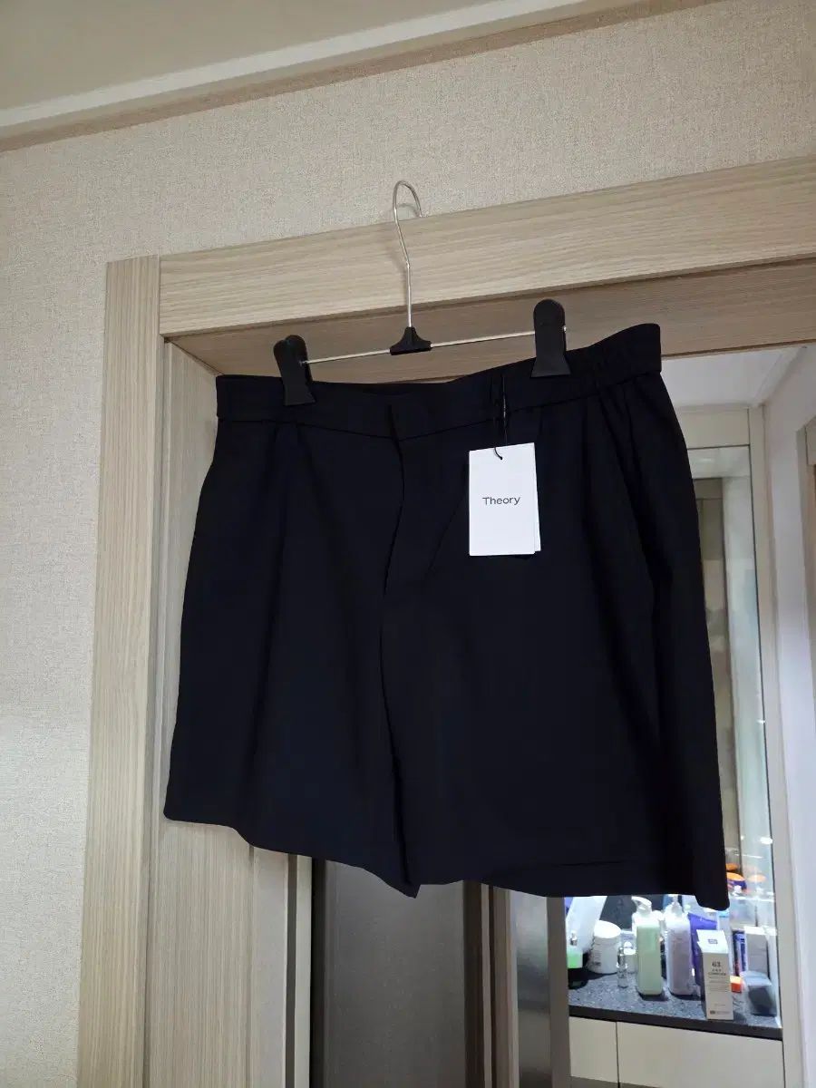 セオリー ハーフパンツ(33)新品