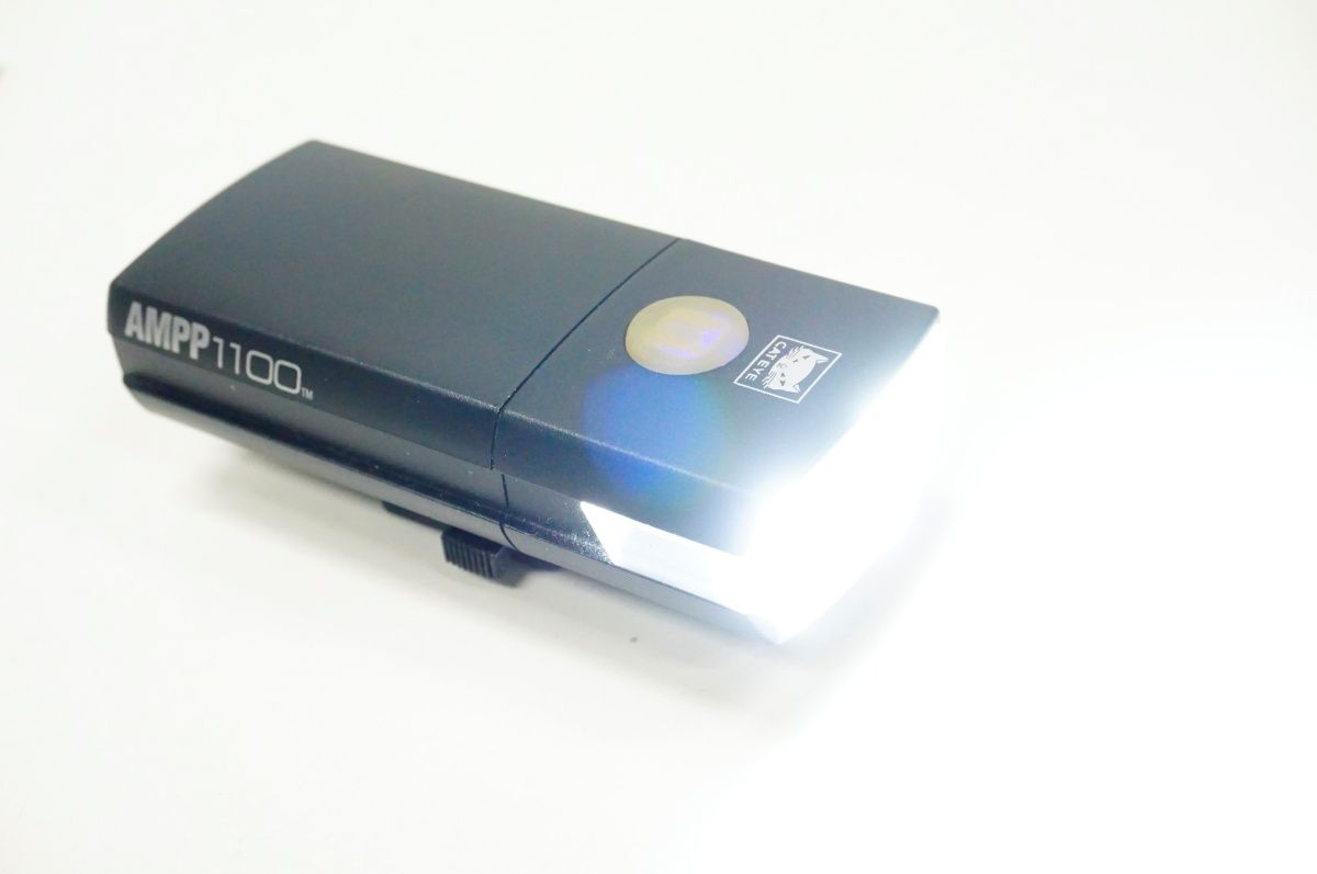 CATEYE 「キャットアイ」 AMPP1100 フロントライト / バイチャリ名古屋 