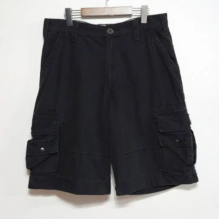 33 LEVIS リーバイス USA クアッド カーゴ ハーフパンツ ウォッシュドブラック