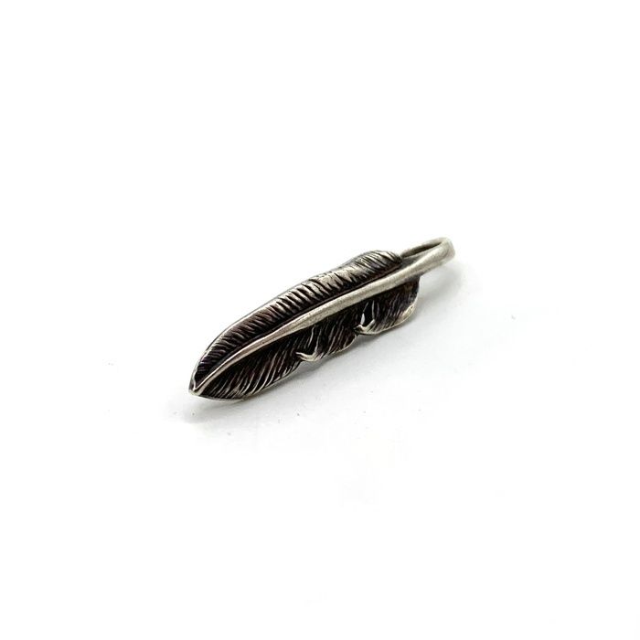 TADY＆KING タディアンドキング TADY&KING SVフェザー 右向き ペンダントトップ シルバー Size SSサイズ (約32mm)