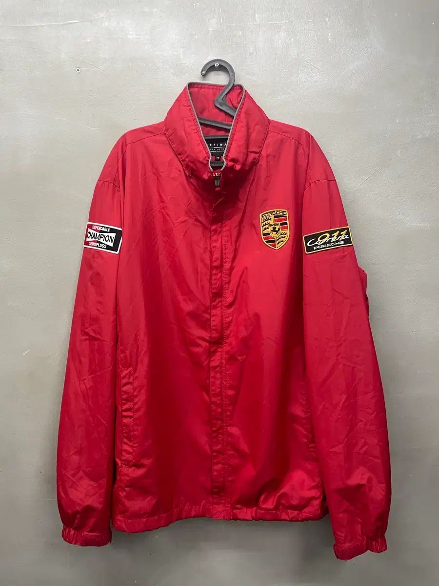 ポルシェ Champion(チャンピオン) ジャケット レッド 110 18,081円