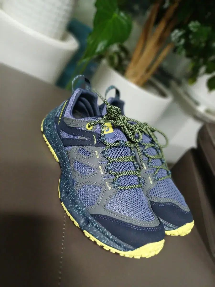 メレル 登山靴 スニーカー ネイビー イエロー