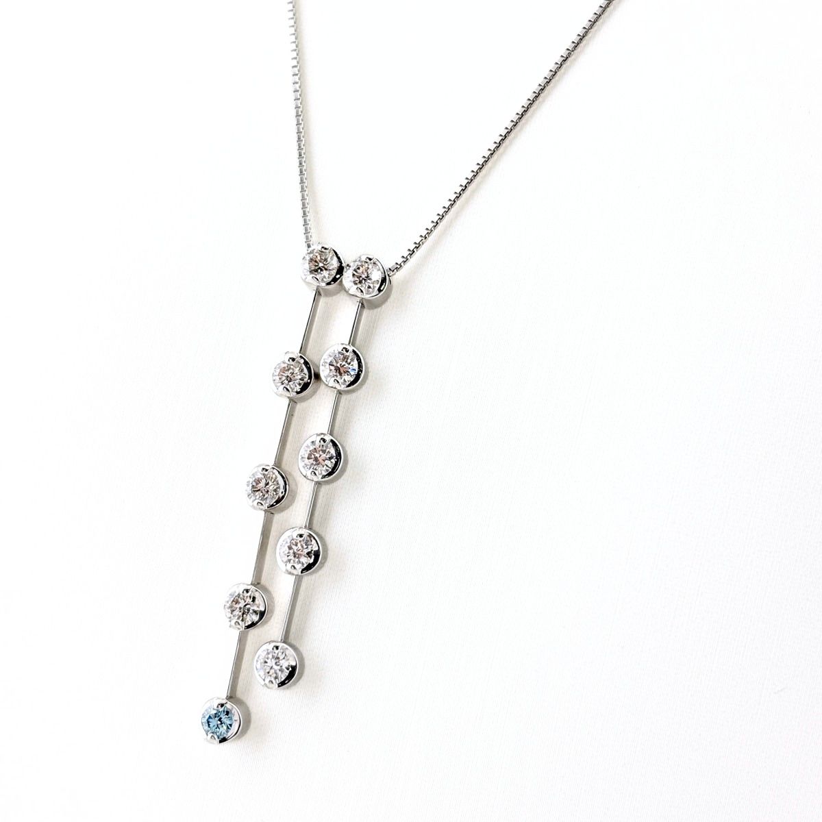 ダイヤモンド デザインネックレス WG ホワイトゴールド ペンダント メレダイヤ ネックレス K18 WG ダイヤモンド レディース 【中古】