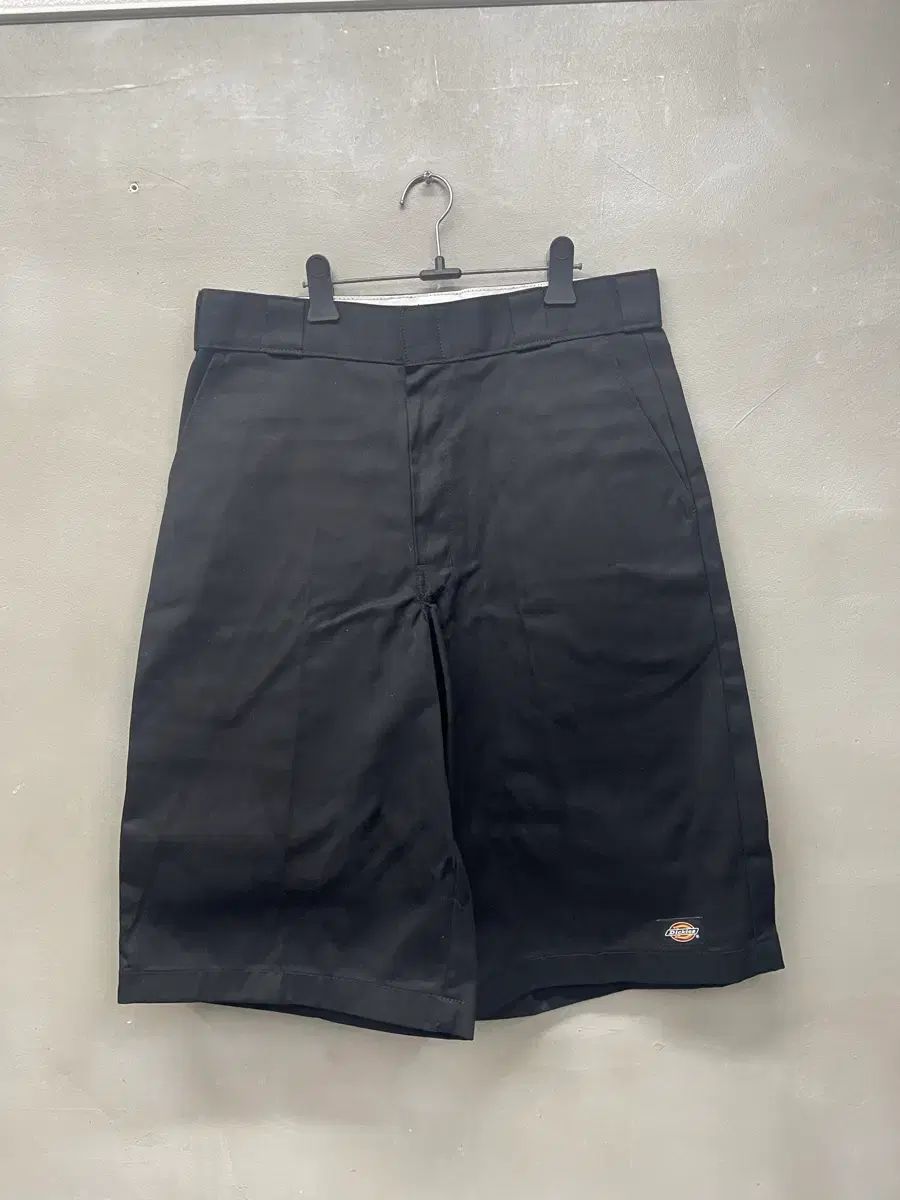 ディッキーズ ハーフパンツ ブラック 32 新品
