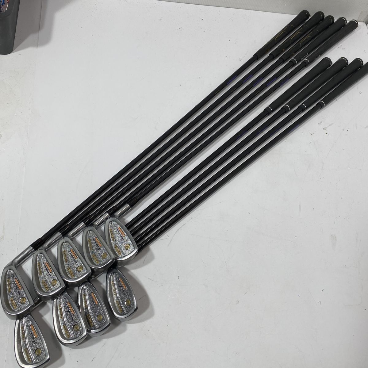 金モグラ！ HONMA ホンマ LB-606 KB MODEL アイアン9本セット 男性右 
