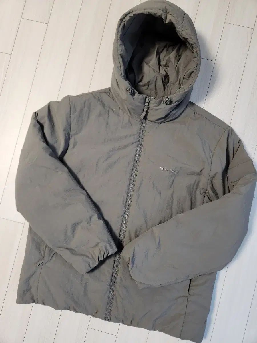 ほぼ新品) Snow Peak(スノーピーク) ランド フード 軽量 防水#撥水等 機能性 ダック ダウン ジャケット S 21,105円