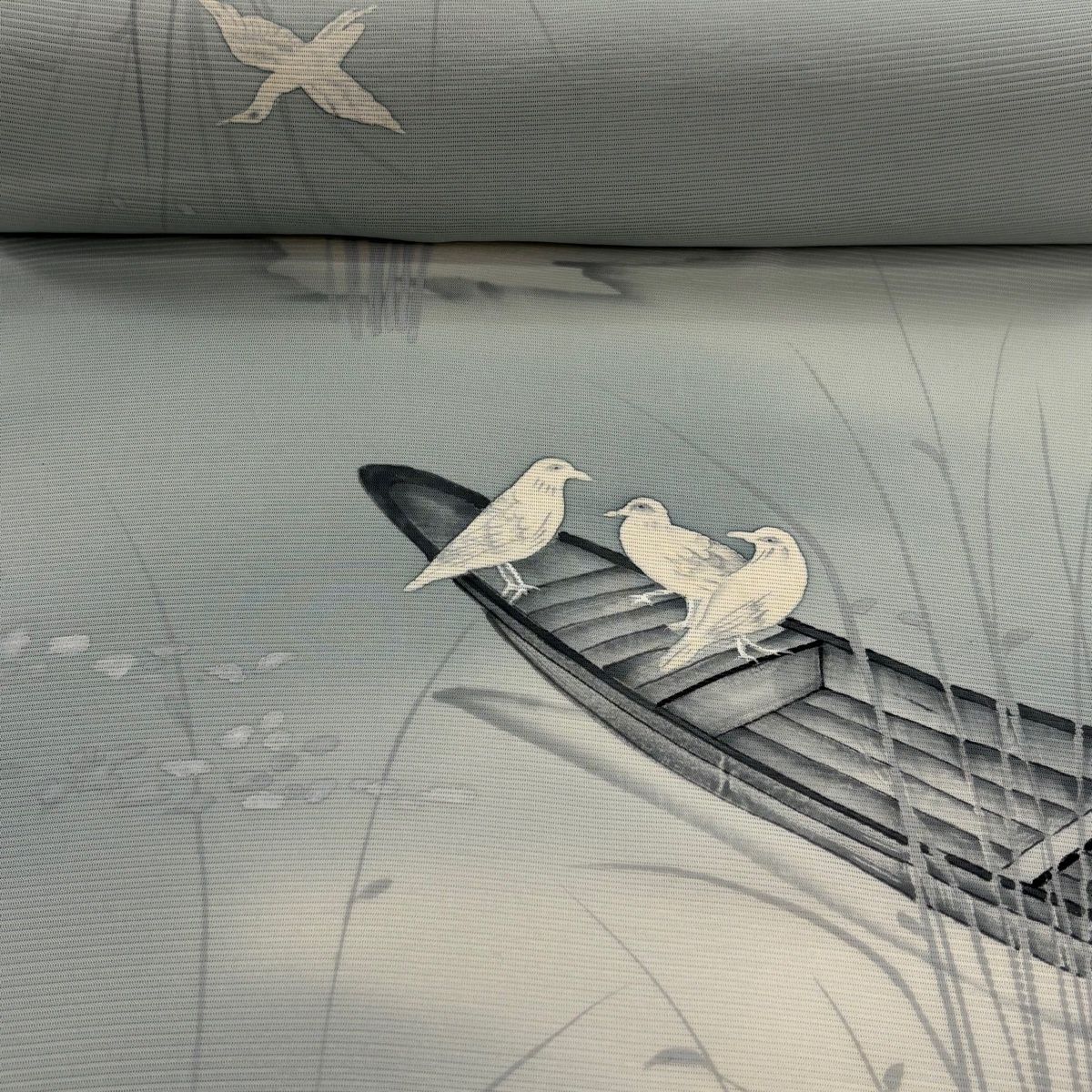 反物 秀品 夏物 付下げ 絽 舟 鳥 ぼかし 青灰色 正絹 【中古】｜詳細画像