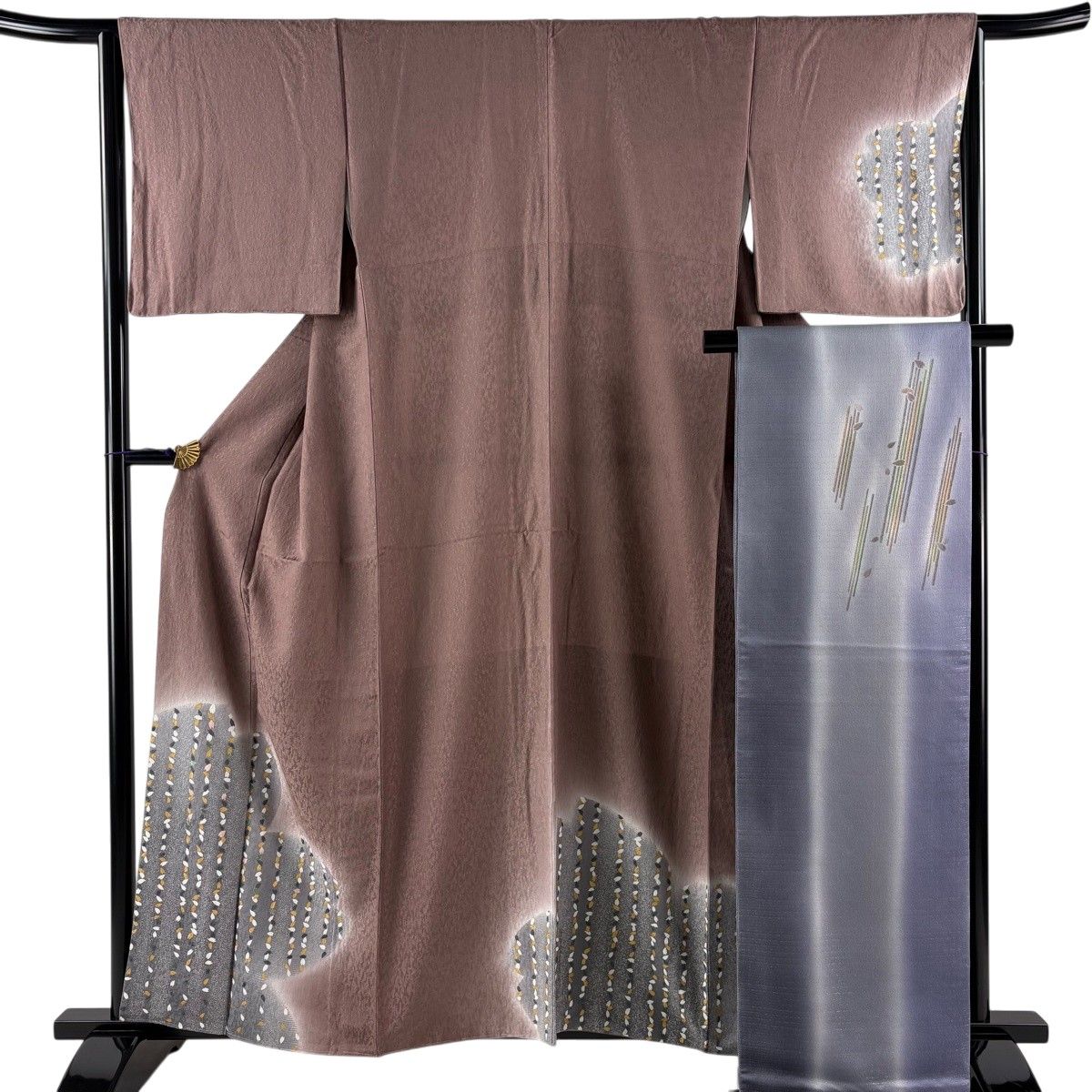 【美品】 付下げ 身丈160cm 裄丈64.5cm M 袷 袋帯セット 林淳一 落款 桜 花びら 金糸 刺繍 小豆色 正絹 秀品 【中古】