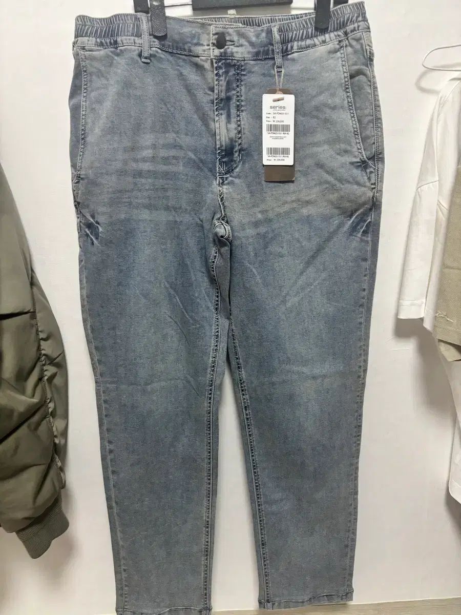 新品) KOLONSPORTシリーズ 薄いバンド型 デニム ズボン サイズ 82 (32-33)