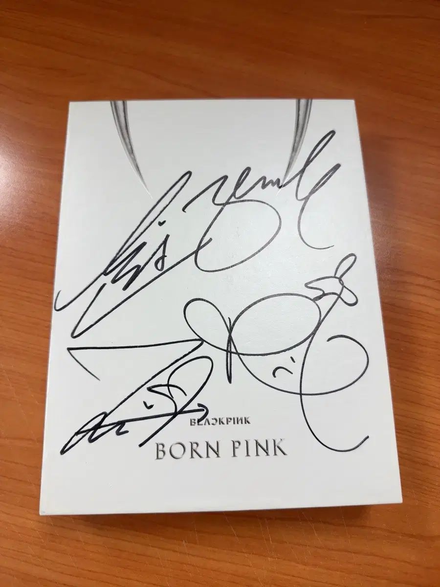 BLACKPINK BORN PINK サイン入り アルバム