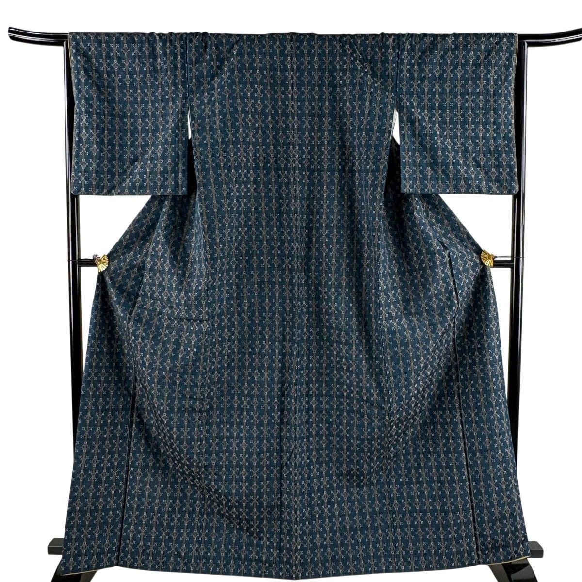 【美品】 紬 身丈165cm 裄丈65.5cm M 袷 縞 幾何学 藍色 正絹 秀品 【中古】