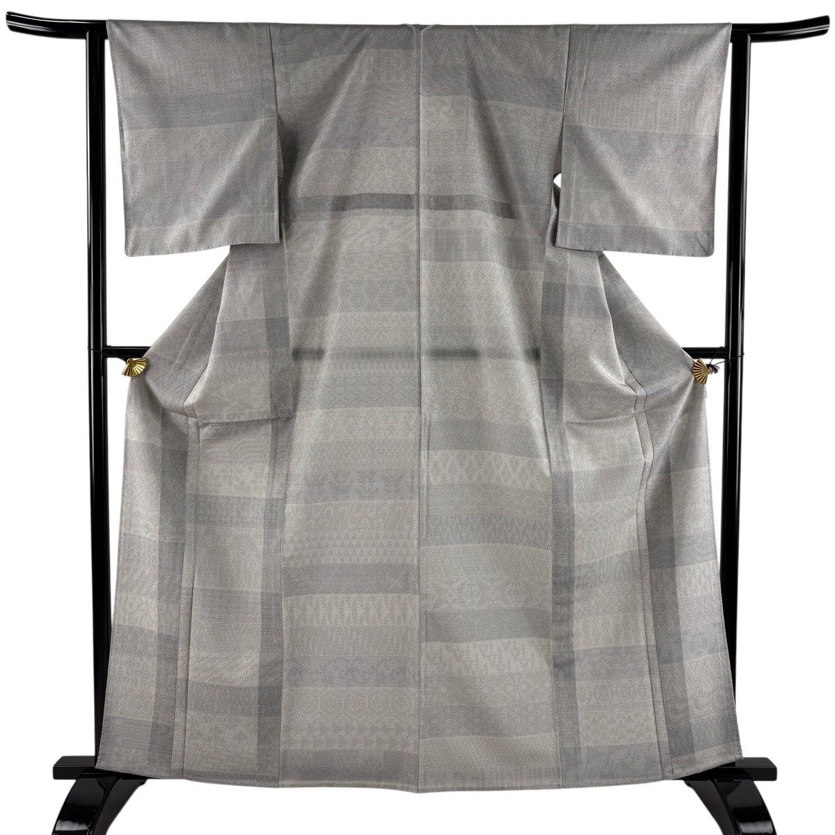 【美品】 小紋 身丈163cm 裄丈62.5cm S 単衣 段縞 菱 灰色 正絹 秀品 【中古】