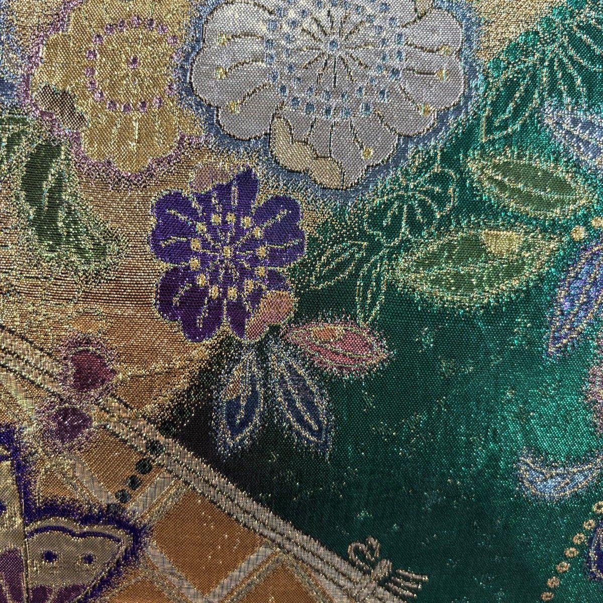 美品】 袋帯 秀品 振袖向き 蝶 桜 箔 緑 六通 正絹 【中古】 - メルカリ