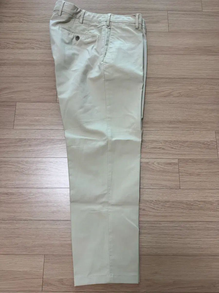 ロロ・ピアーナ ズボン 35,708円