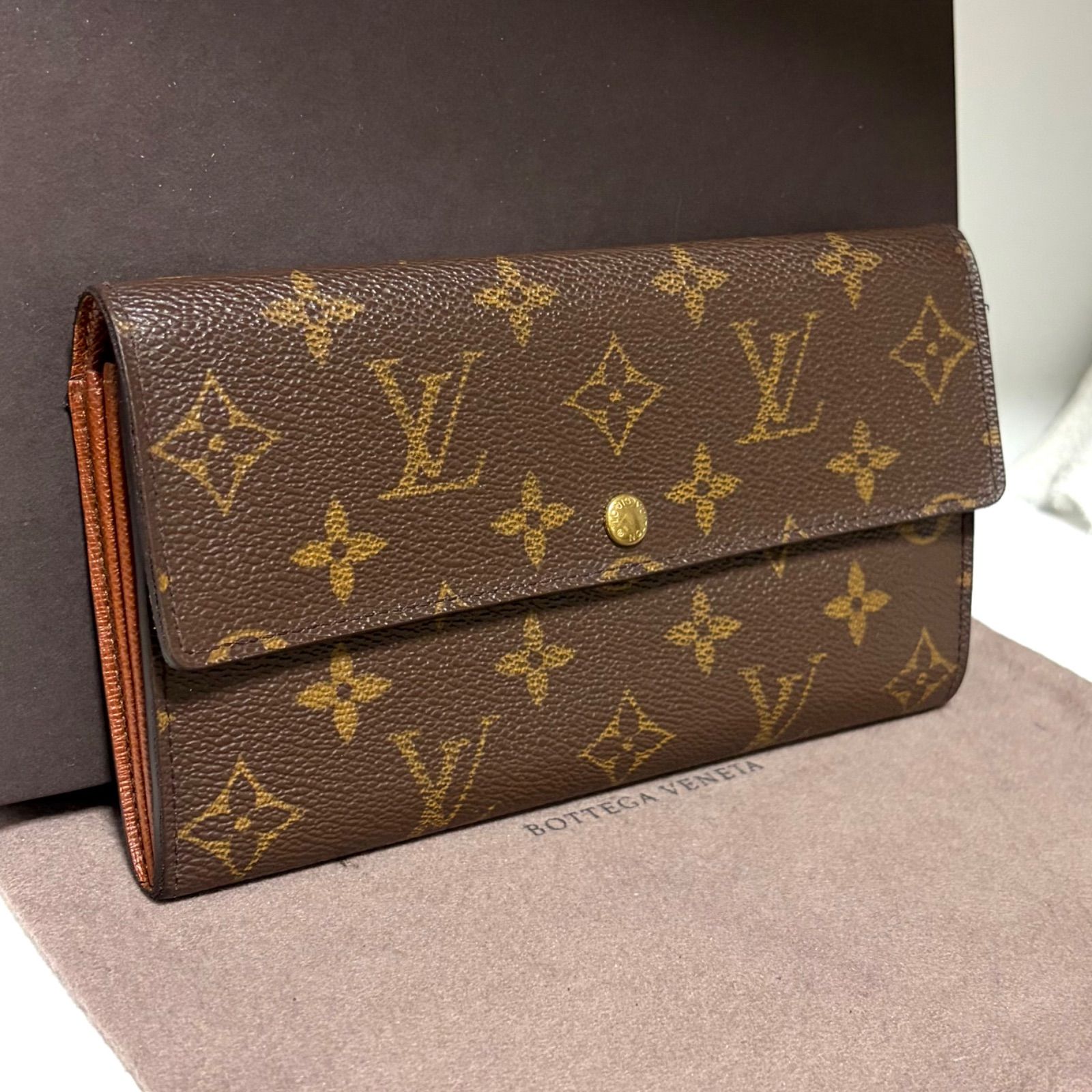 f74 ポルトモネ クレディ　ポルトフォイユ サラ　旧型　Louis Vuitton ルイ ヴィトン 　2つ 折り　二つ折り　フラップ ボタン 式　長 財布　ウォレット　モノグラム
