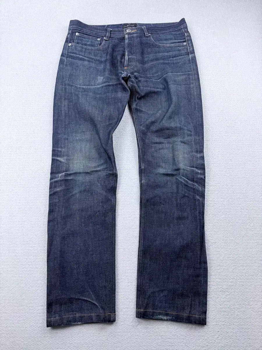 A.P.C. アーペーセー コーティング デニムパンツ