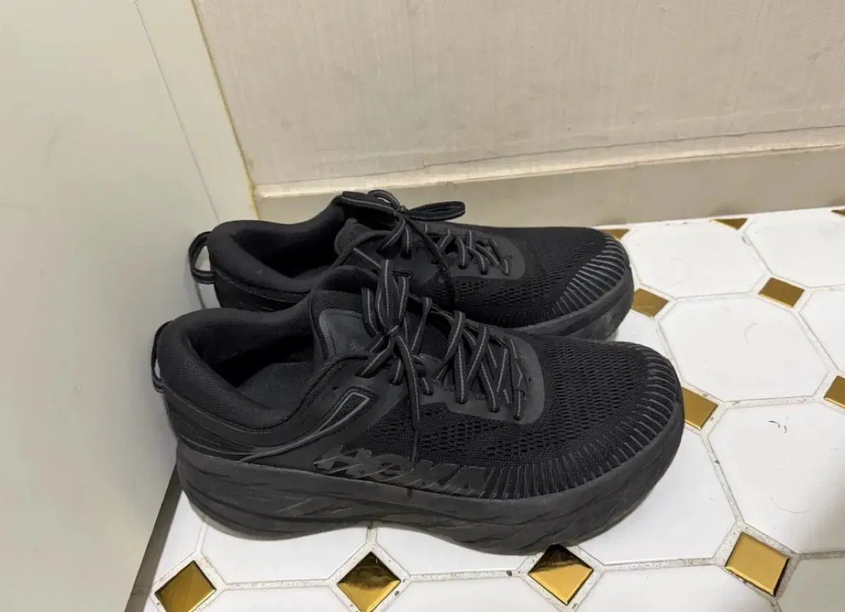HOKA ONE ONE ホカオネオネ ボンダイ7 265