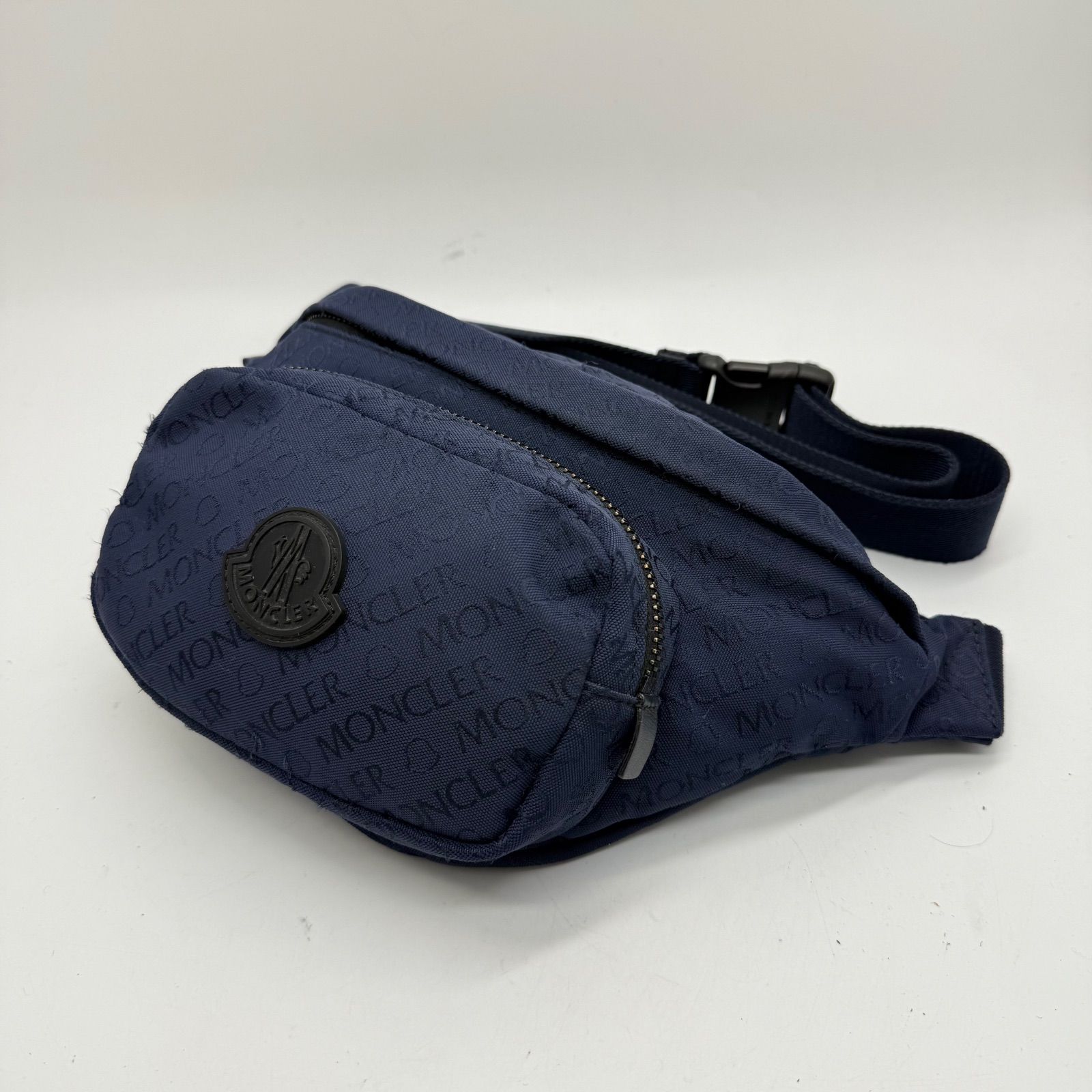 MONCLER DURANCE BODY BELT BAG monogram NAVY I209A5M00005 モンクレール ボディバッグ ウエストバッグ 総柄 モノグラム ネイビー 人気 高級