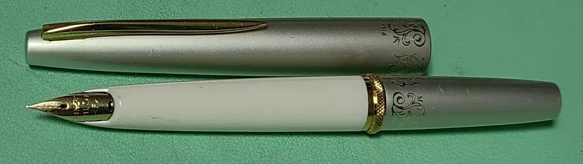 パイロット エリート 14K Fニブ ポケットペン 万年筆