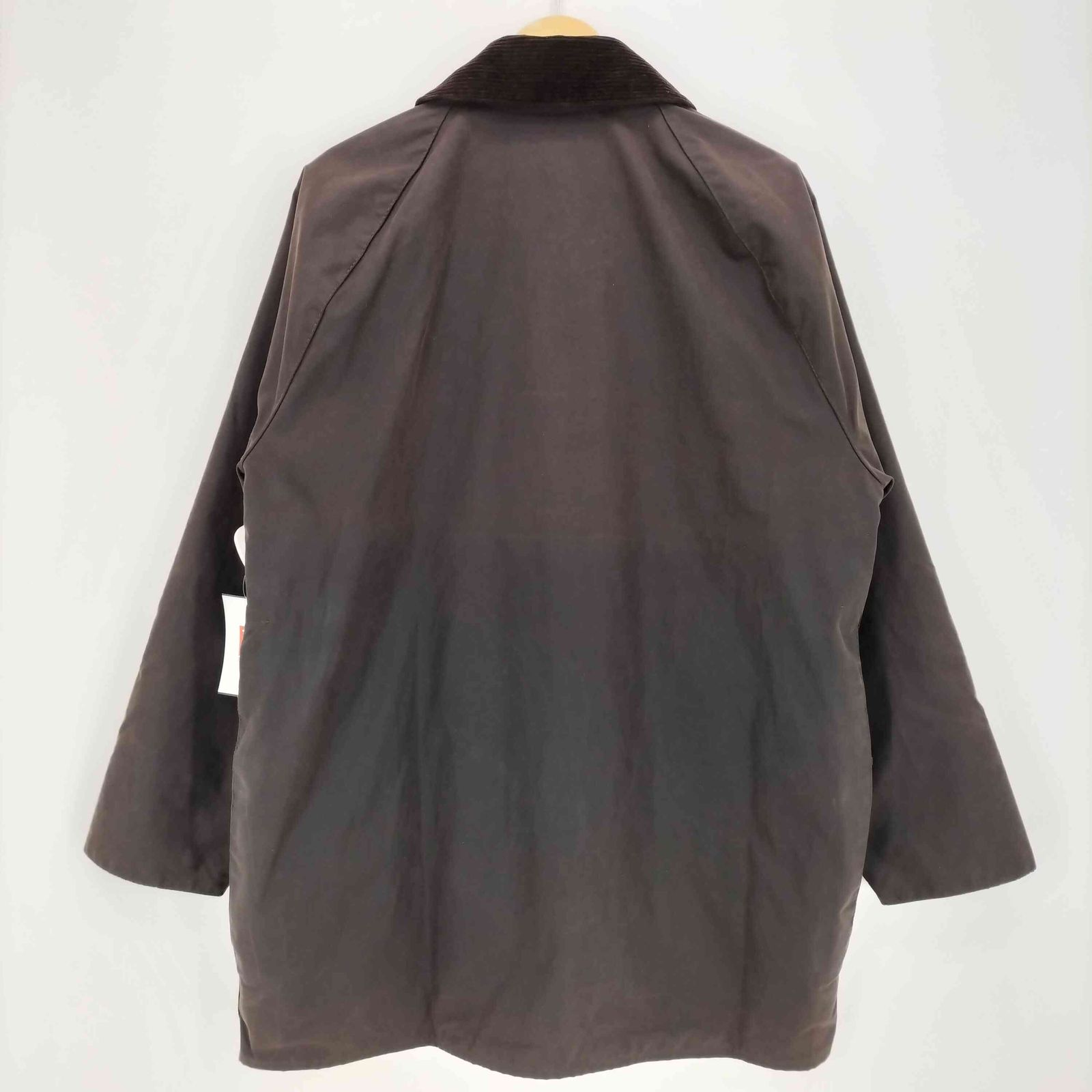 バブアー Barbour 25aw BEAUFORT Wax Jacket ワックス ジャケット レギュラーフィット メンズ UK:40 バブアー Barbour 25aw BEAUFORT Wax Jacket ワックス ジャケット レギュラーフィット メンズ UK:40