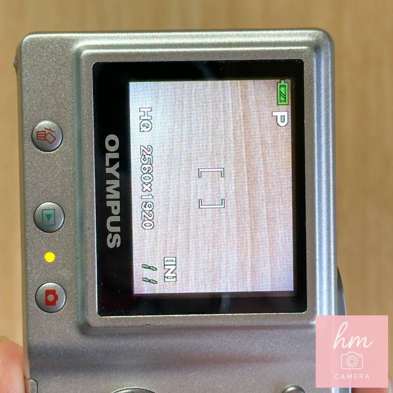 OLYMPUS CAMEDIA X-600 シルバー 1010万画素 光学3倍ズーム CCD