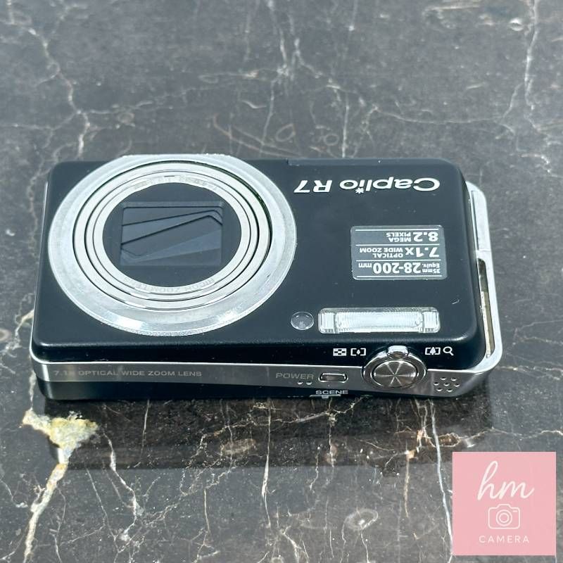 RICOH Caplio R7 ブラック 815万画素 光学7.1倍ズーム 広角28mm マクロ RICOH Caplio R7 ブラック 815万画素 光学7.1倍ズーム 広角28mm マクロ