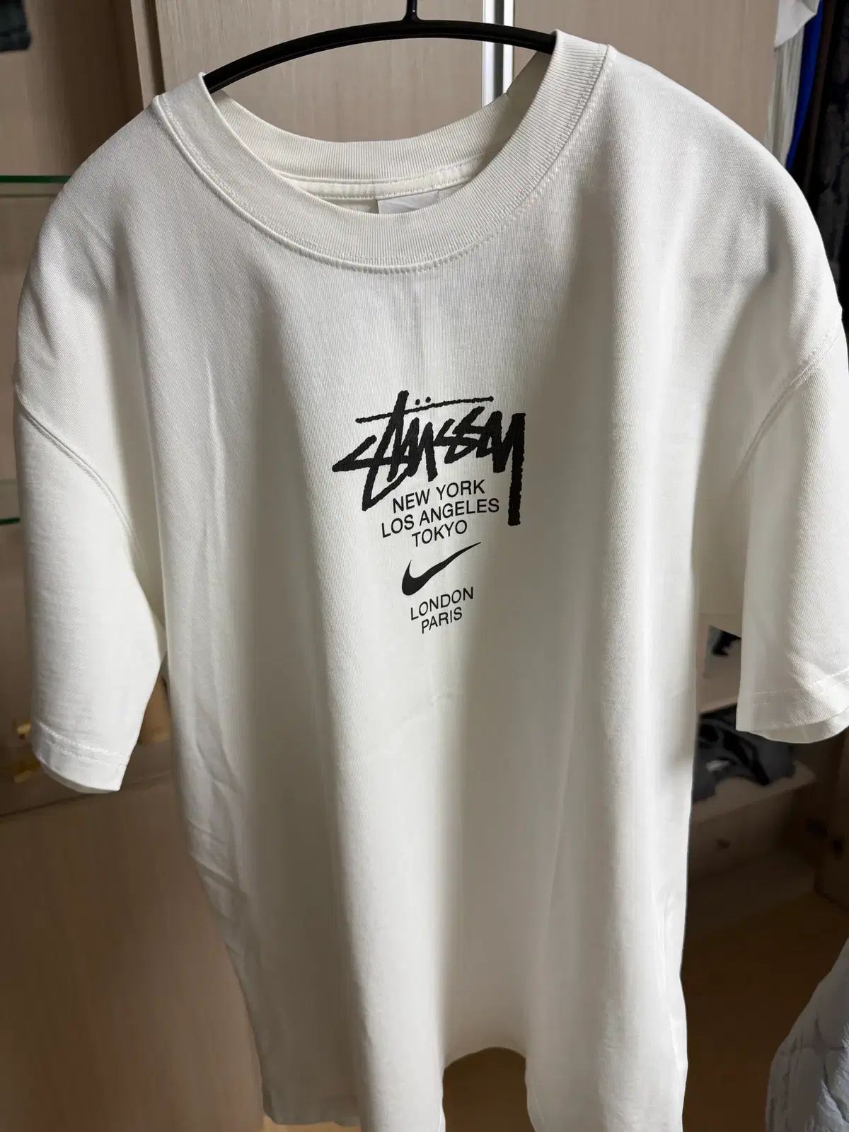 ナイキ x ステューシー ワールドツアー Tシャツ 白 - アジア