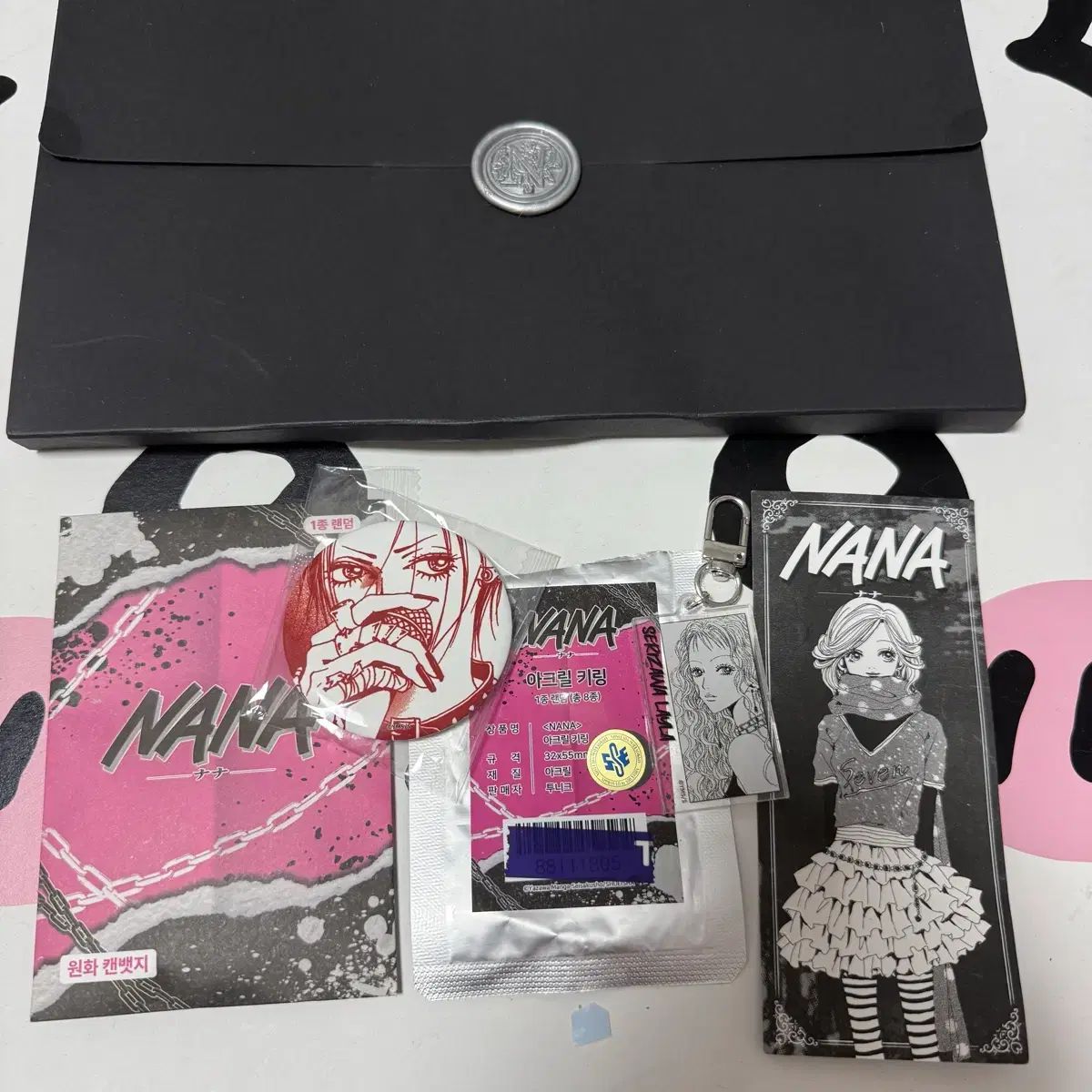 トゥーニック なな コラボ グッズ まとめ