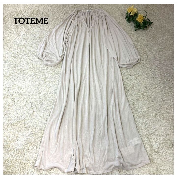 タグ付き未使用　TOTEME　トーテム　リネン混　ロングワンピース　ベージュ系　ゆったり　抜け感　 華奢見え