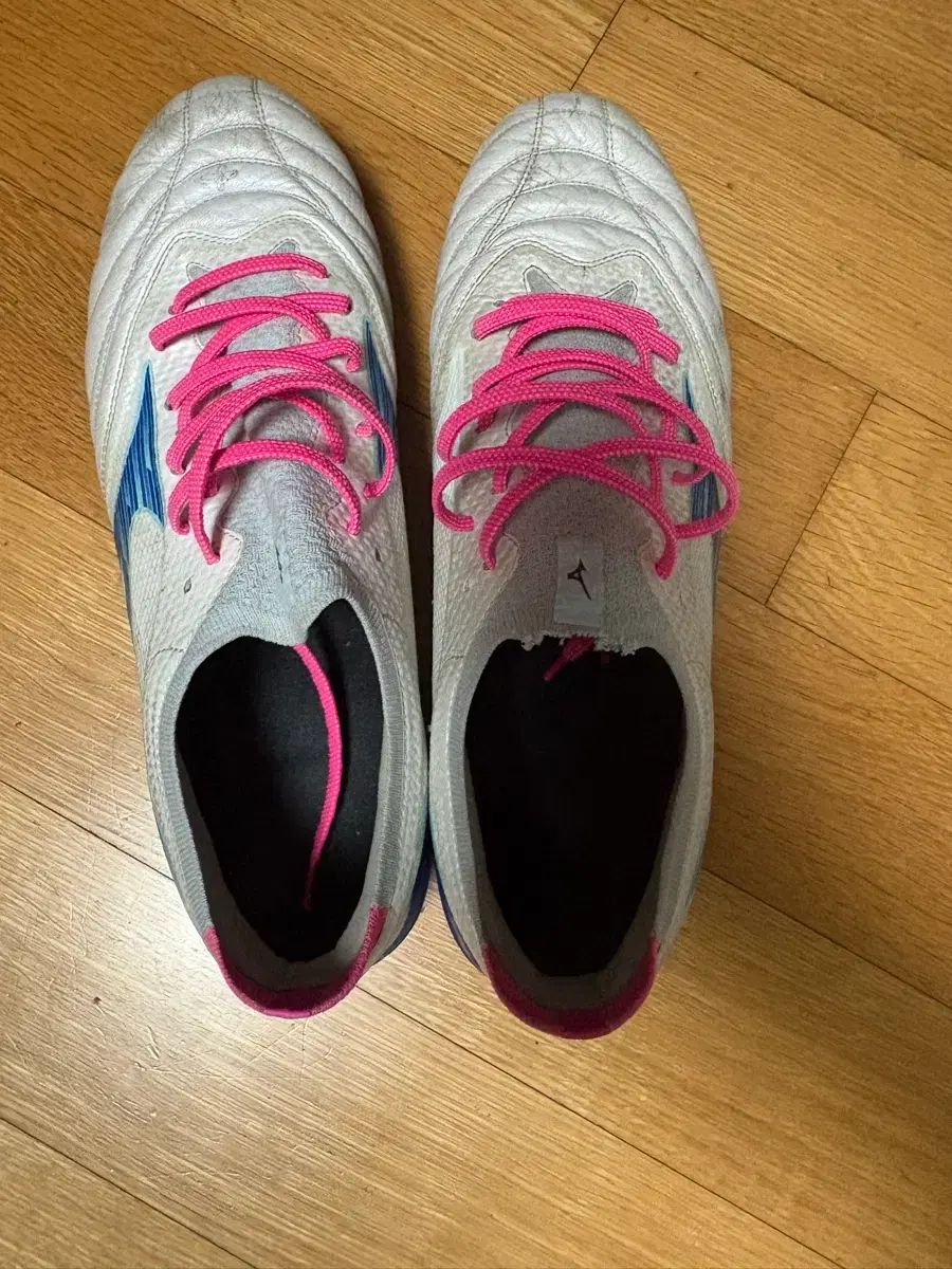 mizuno モレリア NEO₄ ジャパン 280