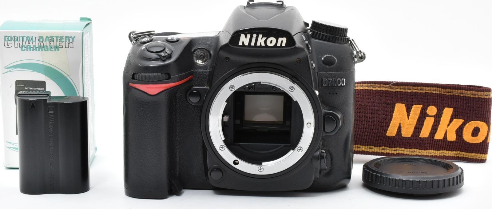E06[7677]9 ニコン Nikon D7000 ボディ 【ショット数 389，772回