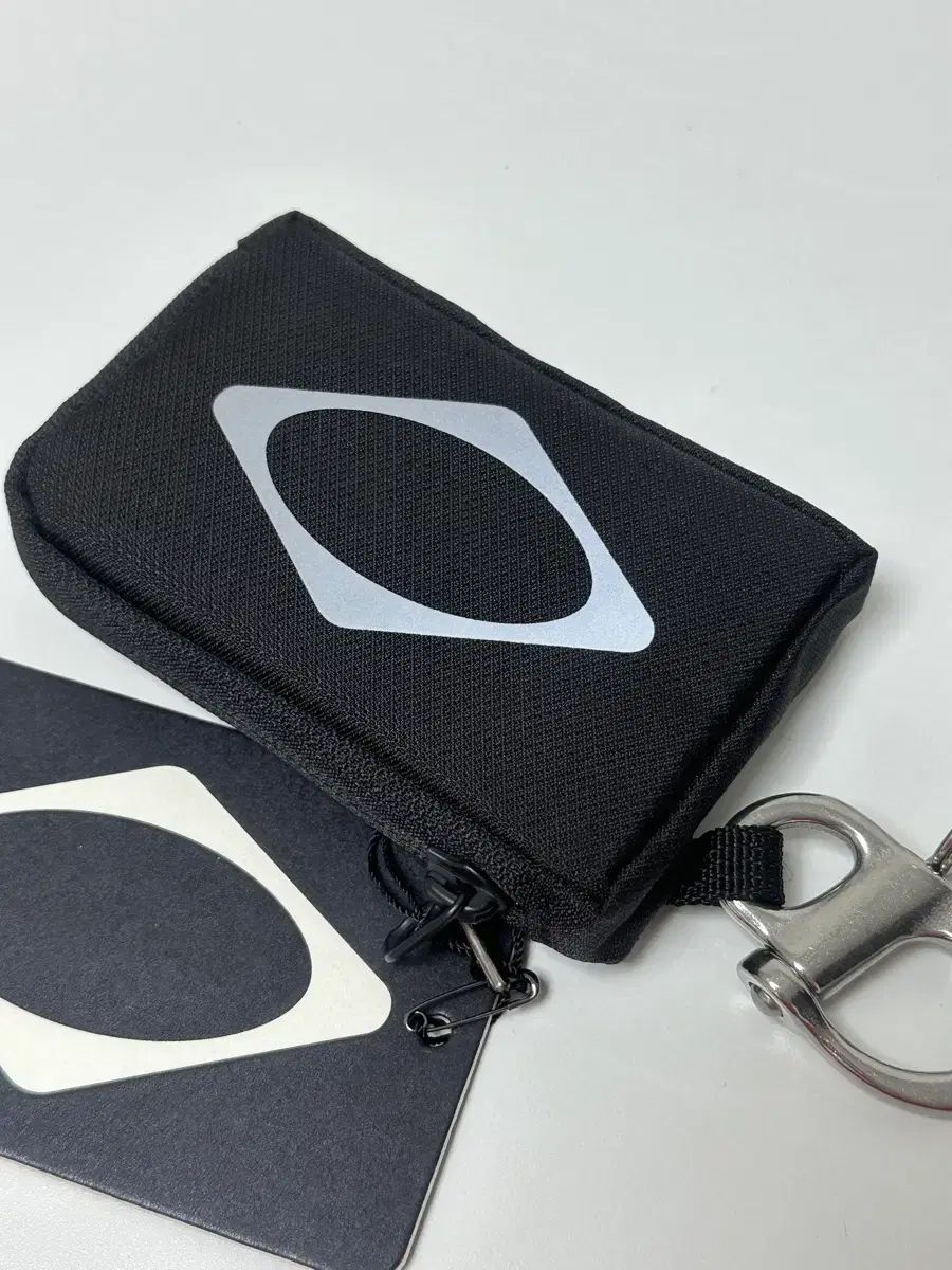 新品）ミスチーフ RHOMBUS カラビナ ポーチ_ブラック