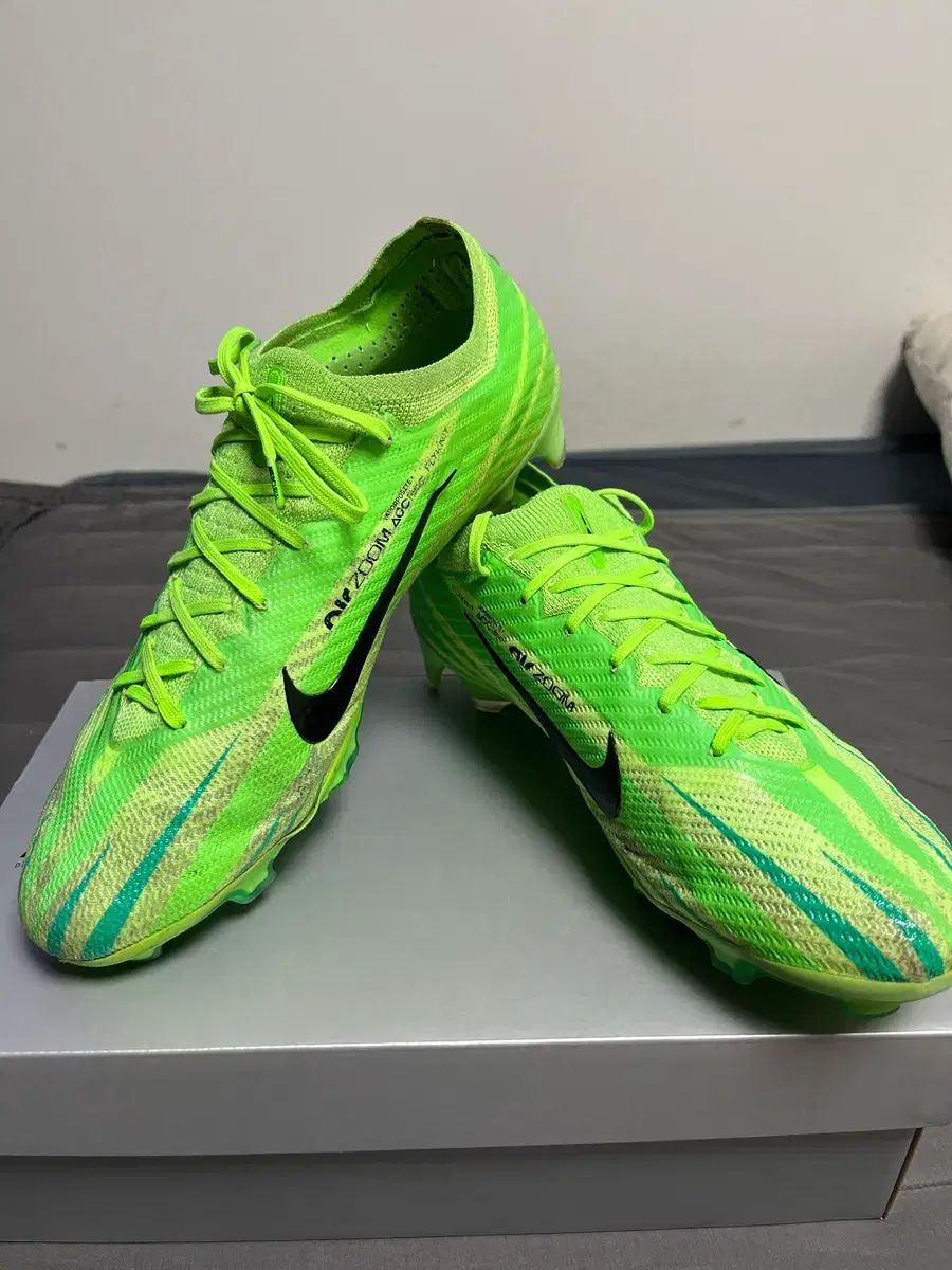 ナイキ ズーム マーキュリアル ヴェイパー15 エリート FG 285 サッカーシューズ 3足